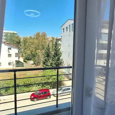 Sweet Retreat Golem Apartament